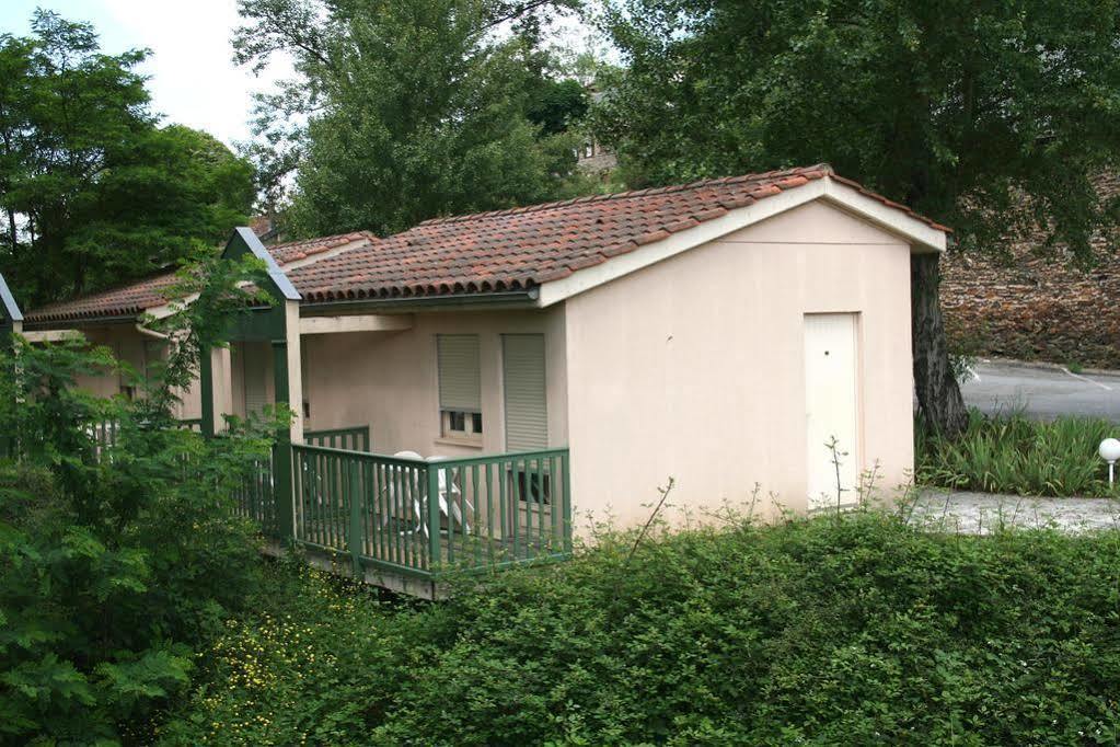 Logis Hotel Restaurant Du Pont Ambialet Екстериор снимка