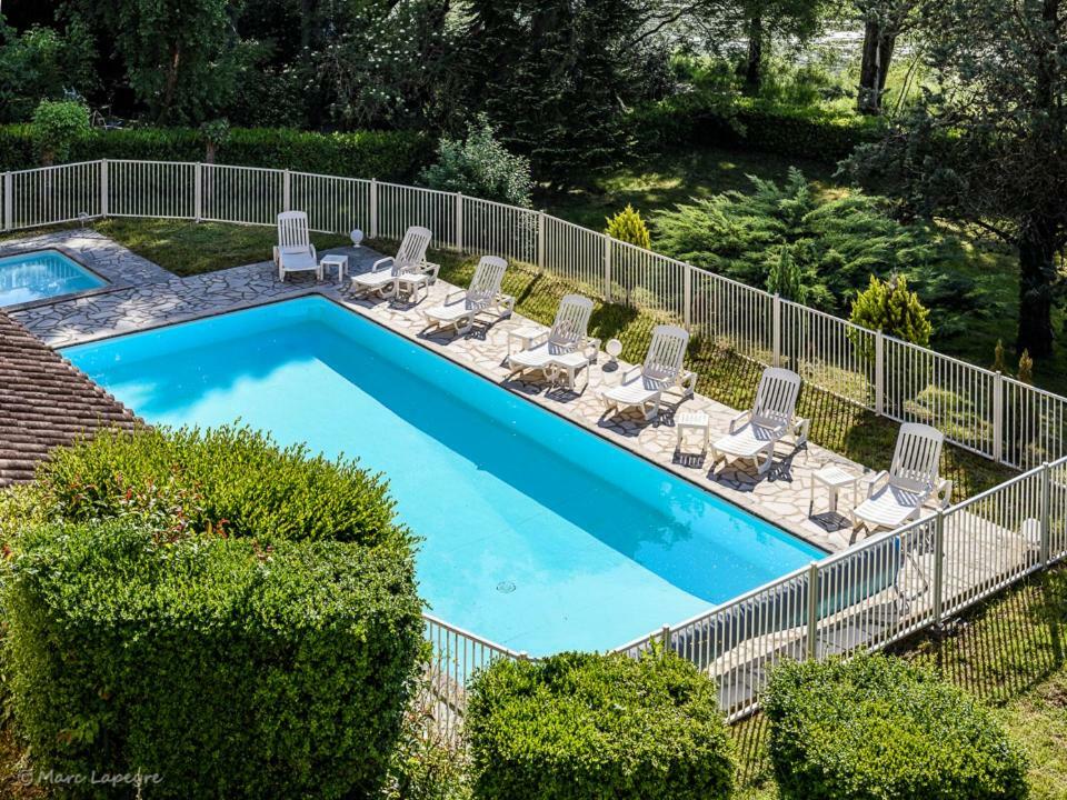 Logis Hotel Restaurant Du Pont Ambialet Екстериор снимка